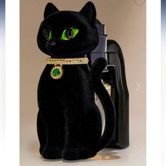 NWT. Bath & Body Works. Fancy black Cat Nightlight
Wallflowers Fragrance Plug. - Picture 1 of 13
